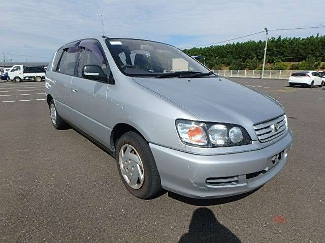 Двигатель toyota ipsum